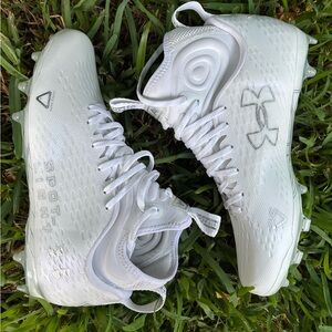 New Under Armour Spotlight Lux MC 2.0 Football Cleats Men’s Size: 9.5